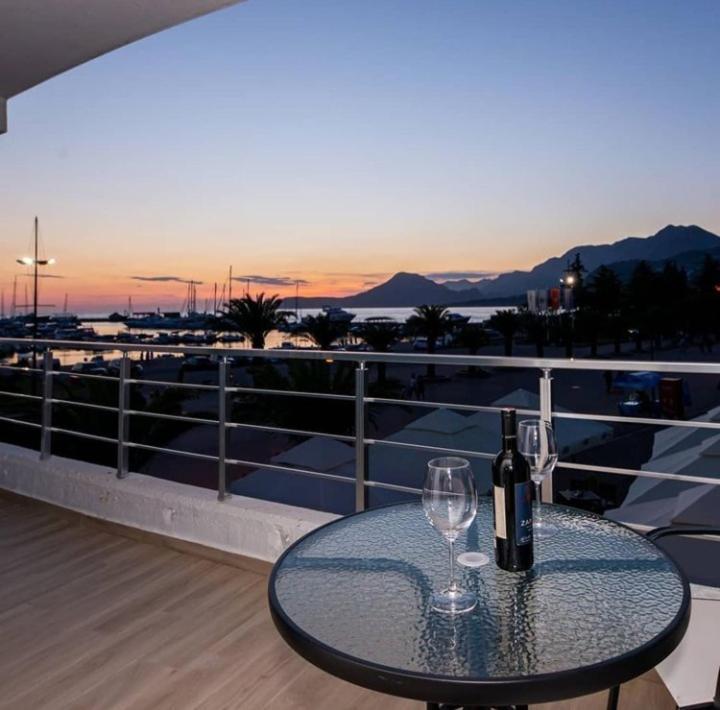 Passerella Apartments บาร์ ภายนอก รูปภาพ